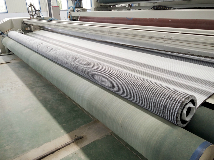 ���������Ϸ�ˮ̺